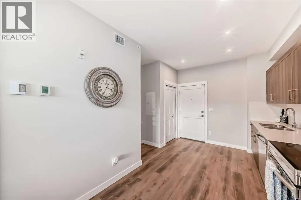 5407, 200 Seton Circle SE