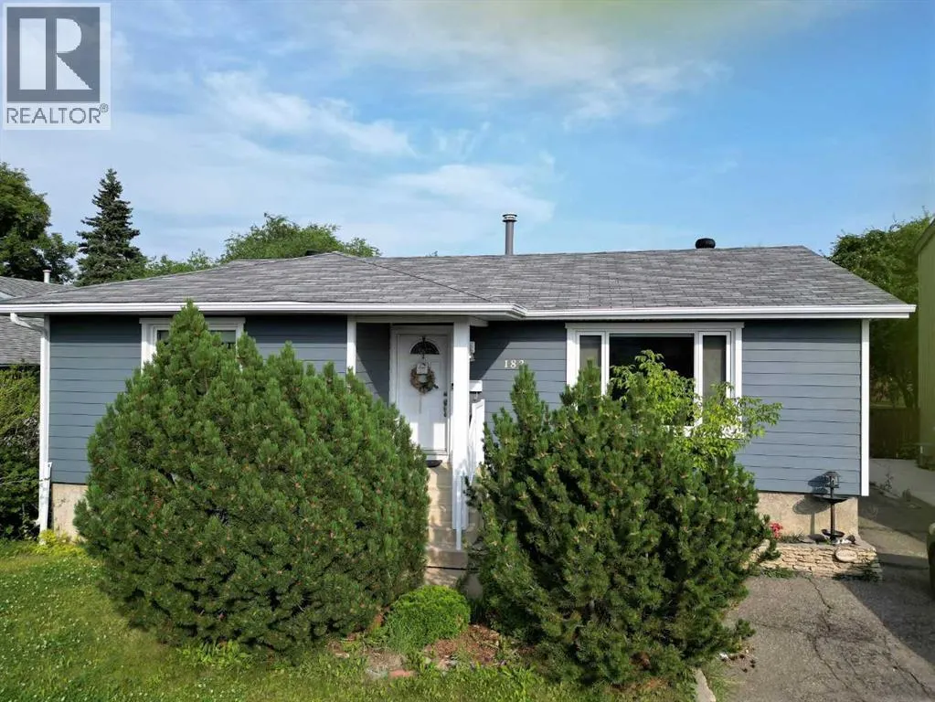 182 Clenell Crescent