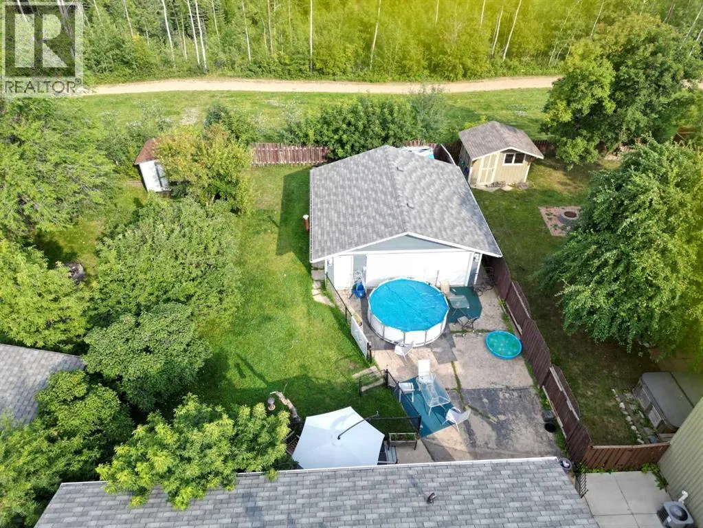 182 Clenell Crescent