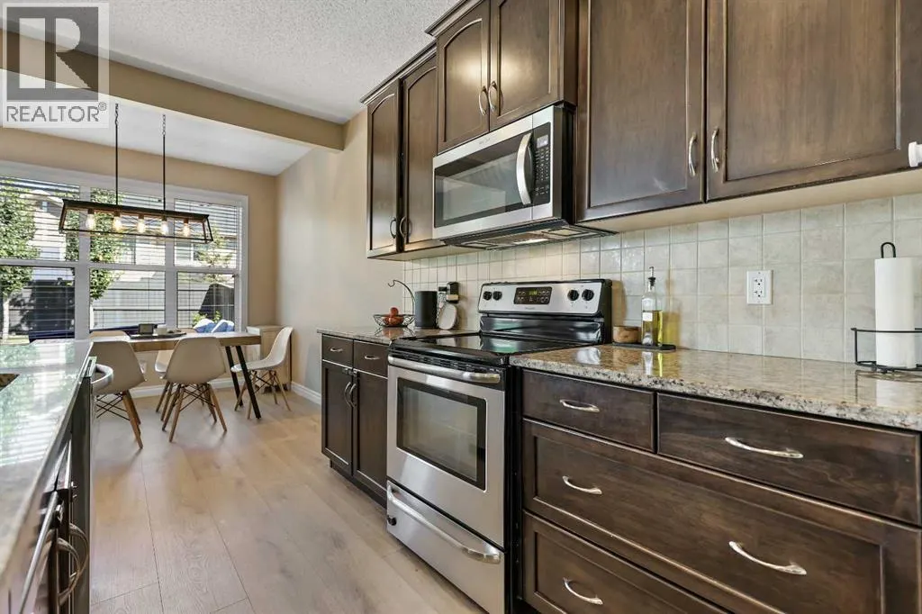 15 Sage Valley Court NW