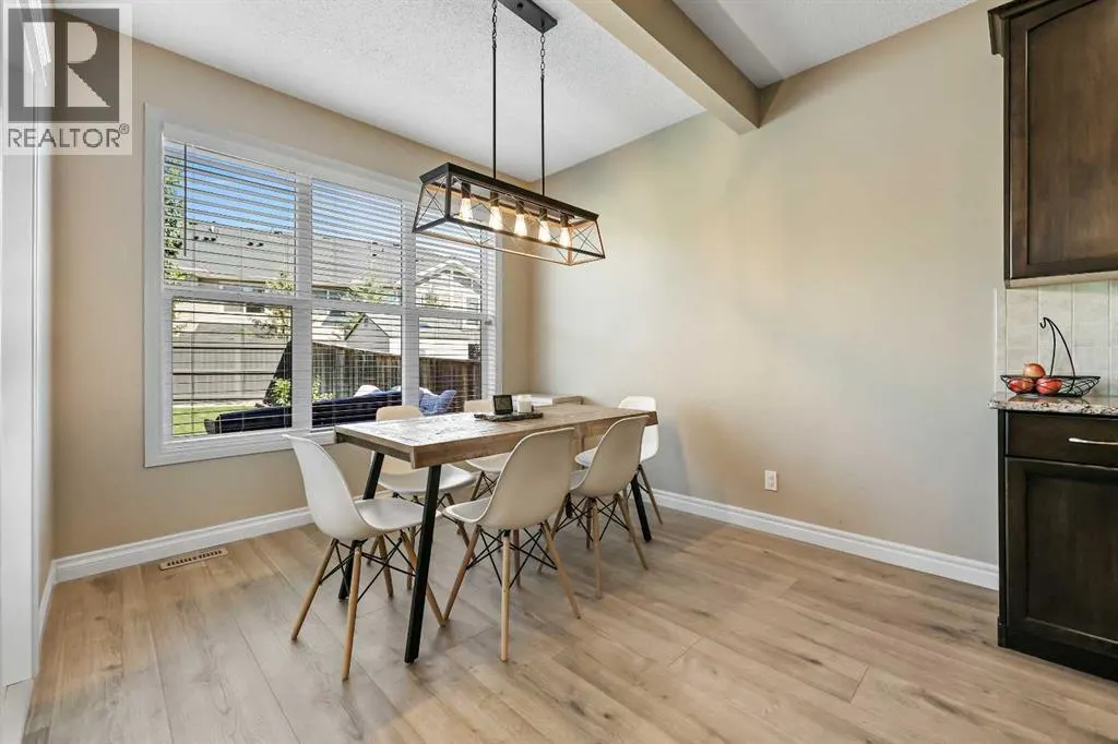 15 Sage Valley Court NW