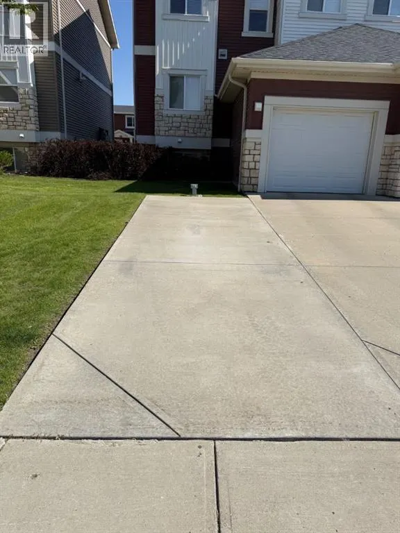 2, 197 Silkstone Road W