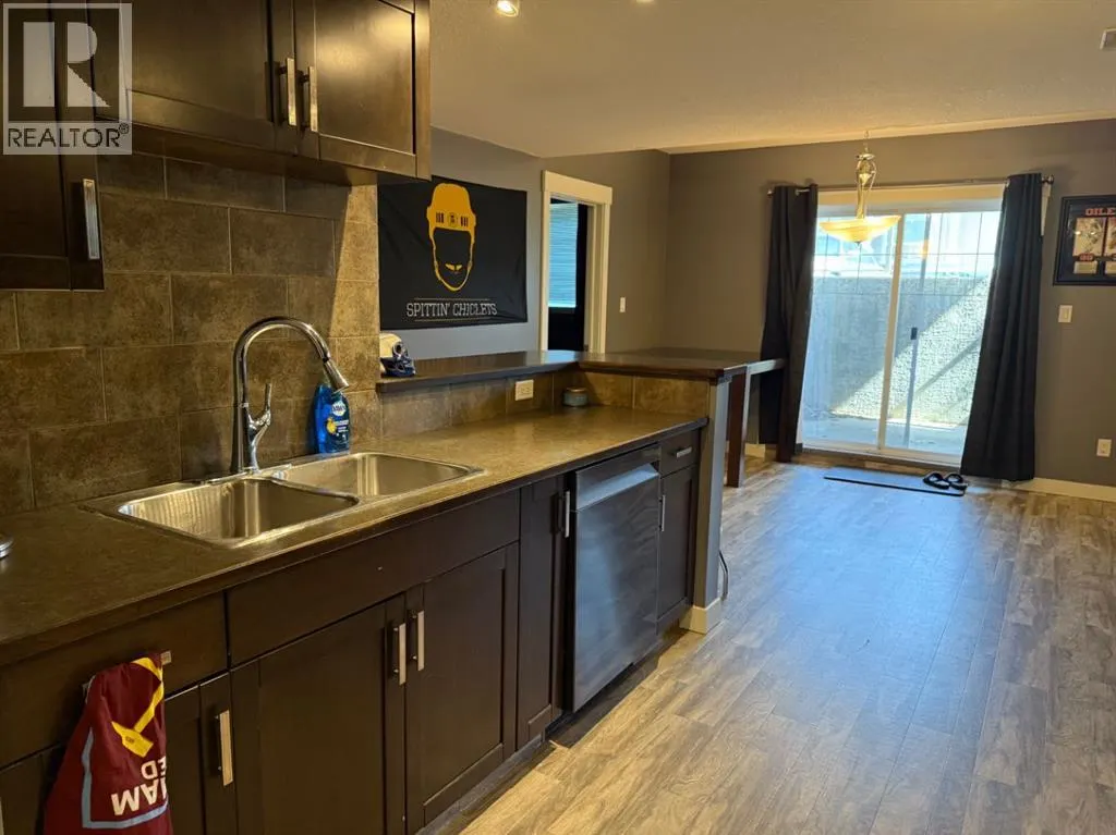 2, 197 Silkstone Road W