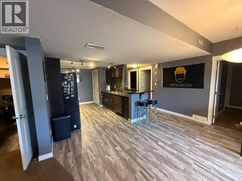 2, 197 Silkstone Road W