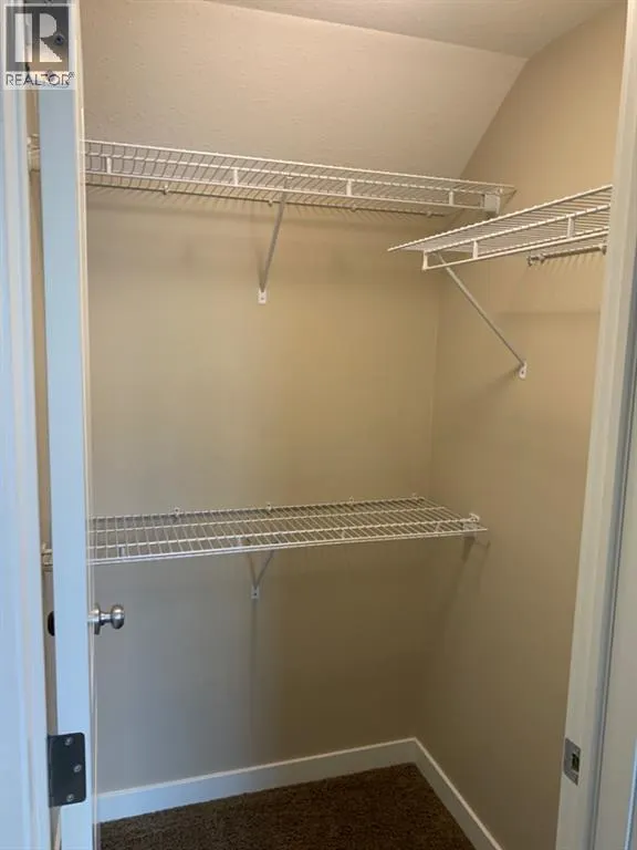 2, 197 Silkstone Road W