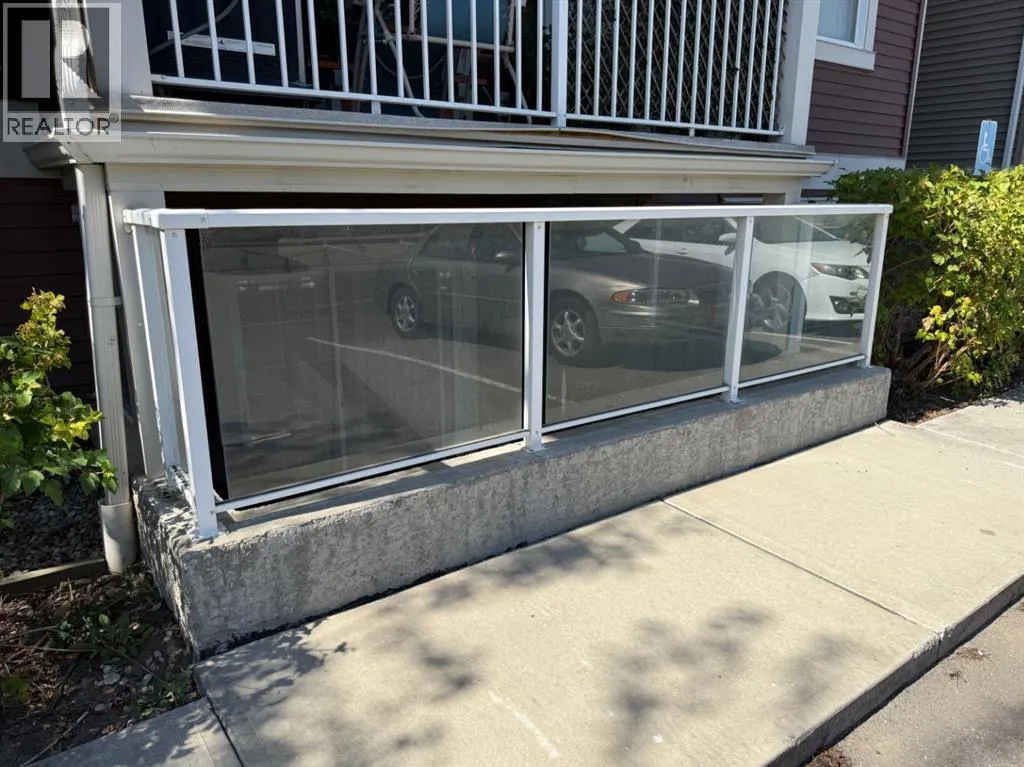 2, 197 Silkstone Road W