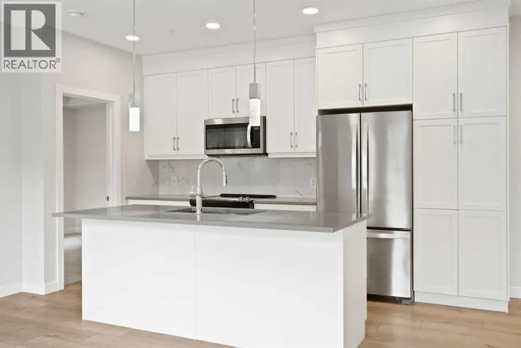 3203, 80 Greenbriar Place NW
