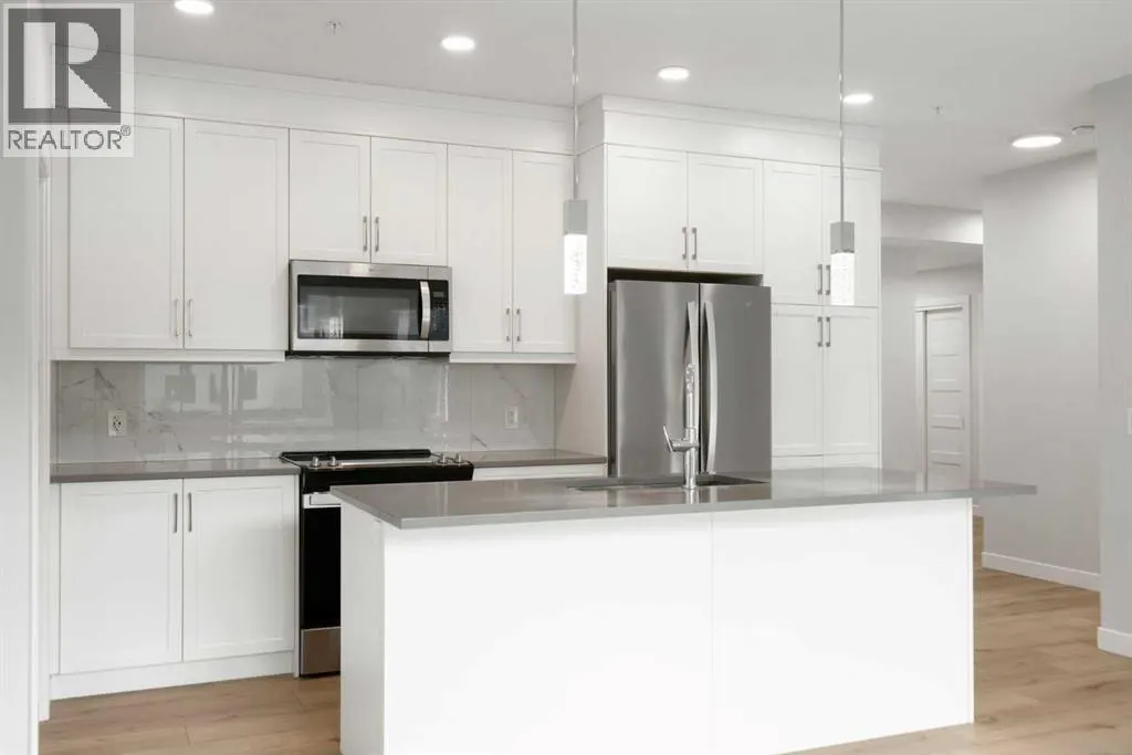 3203, 80 Greenbriar Place NW
