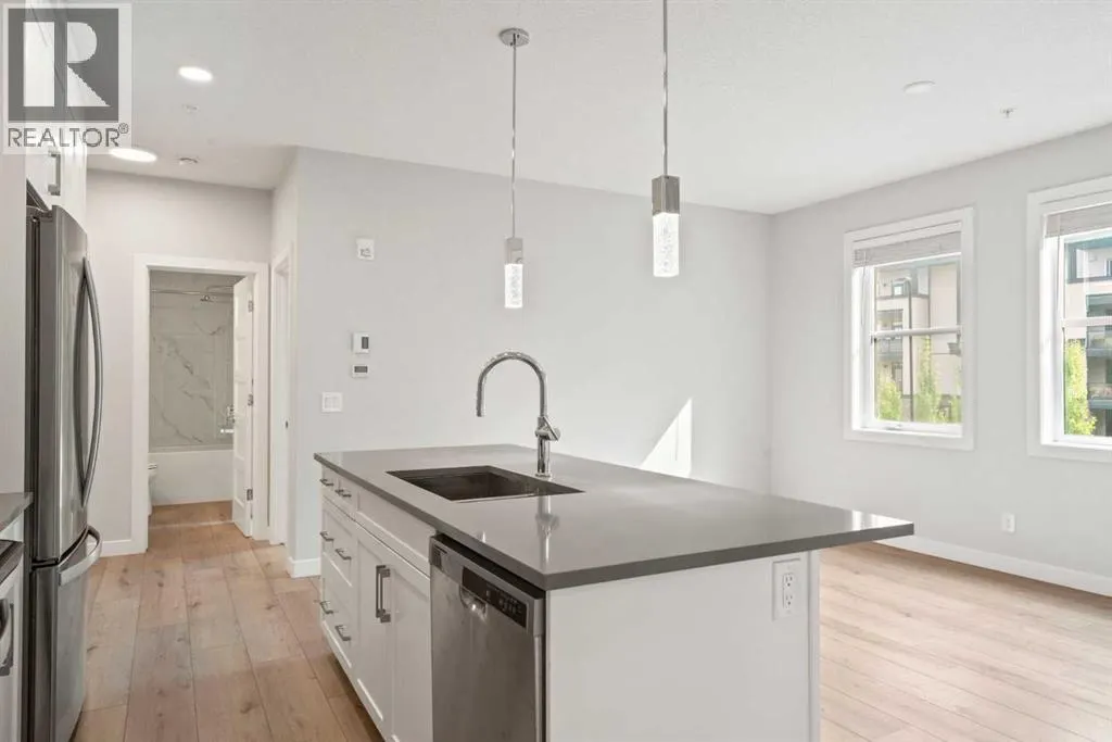 3203, 80 Greenbriar Place NW
