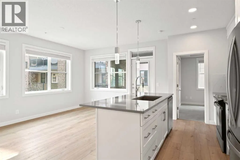 3203, 80 Greenbriar Place NW