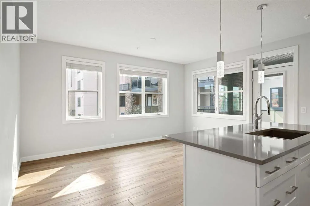 3203, 80 Greenbriar Place NW