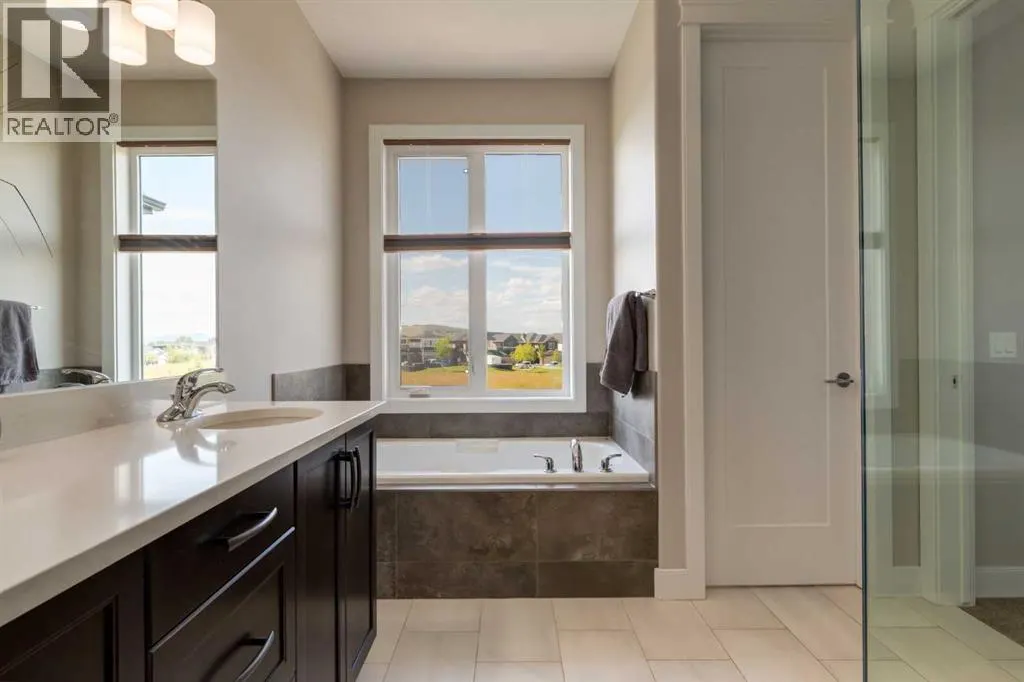 120 Emberside Glen