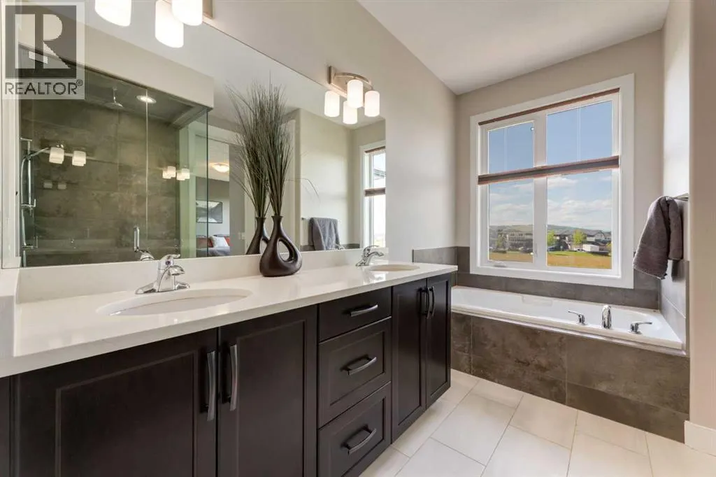 120 Emberside Glen