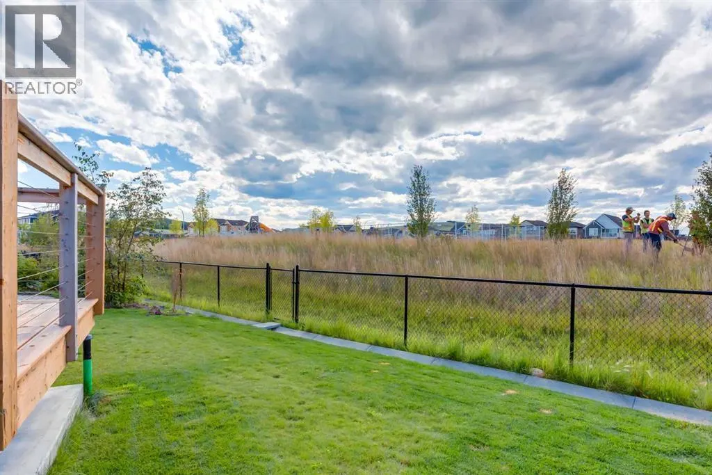 120 Emberside Glen