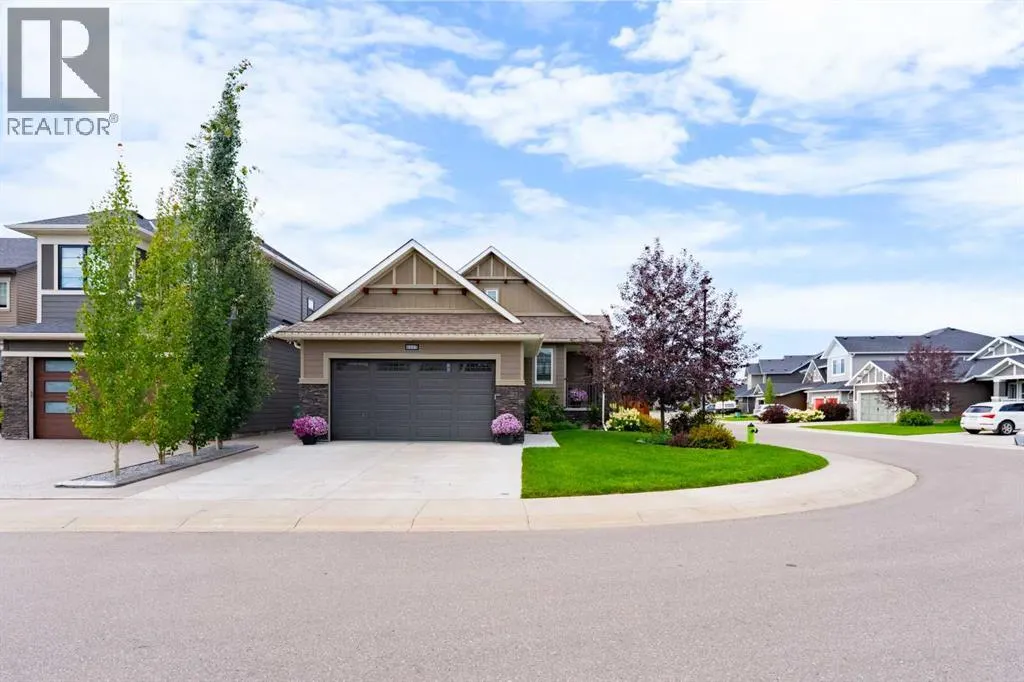 326 Bayside Crescent SW