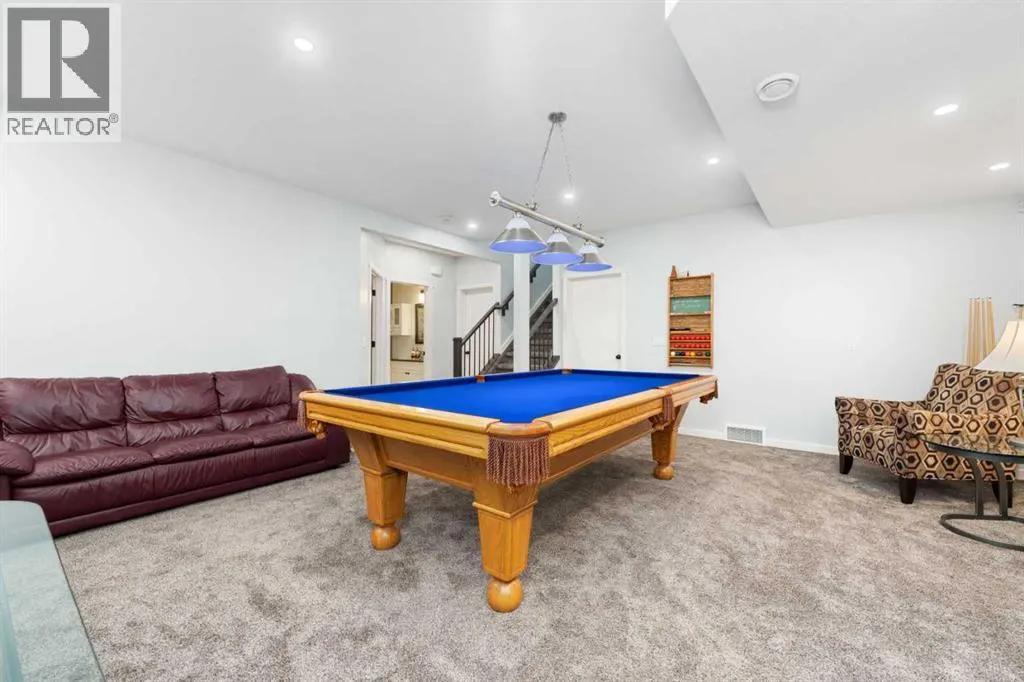 326 Bayside Crescent SW