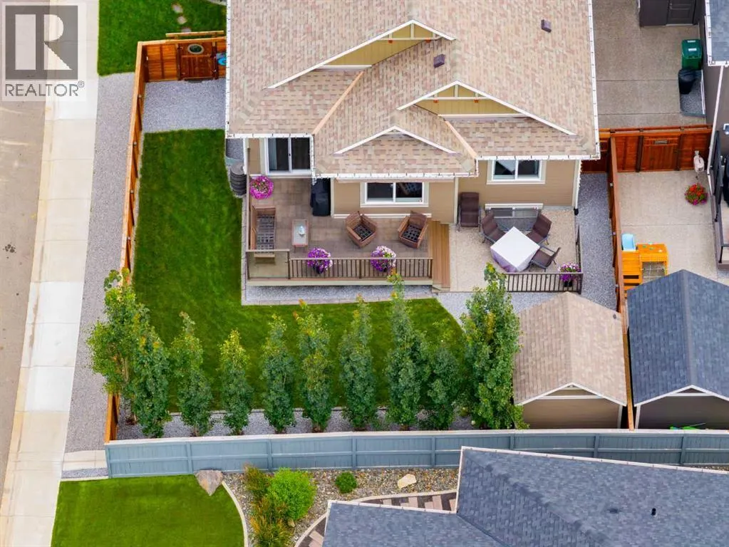 326 Bayside Crescent SW