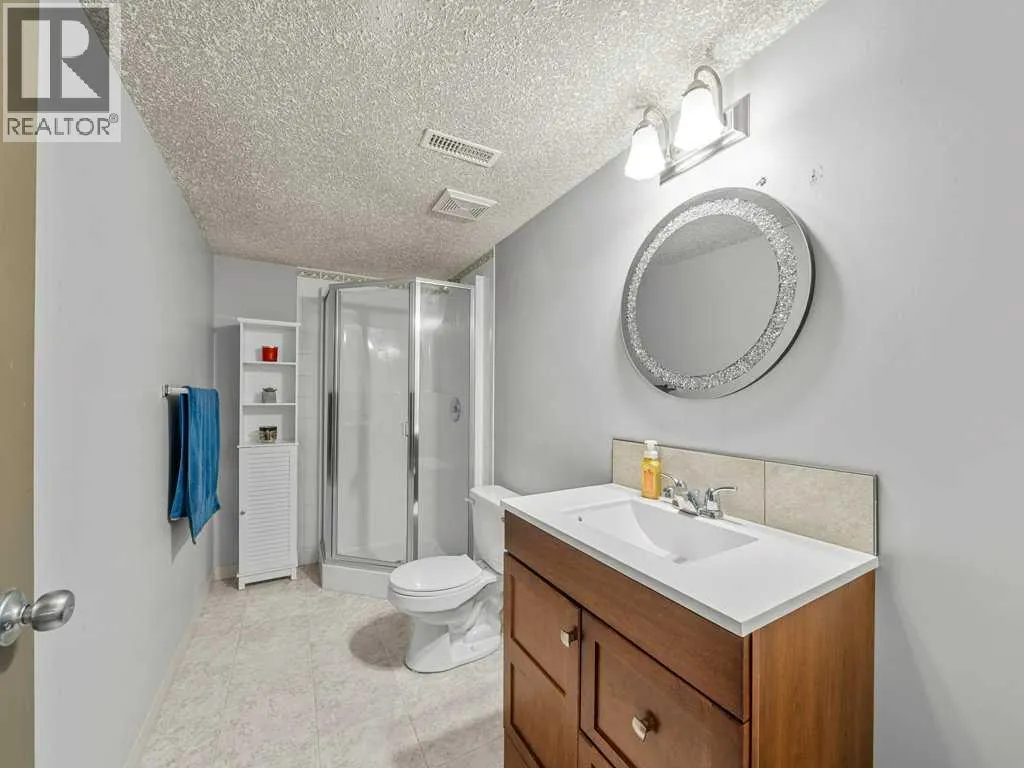 155 West Lakeview Passage