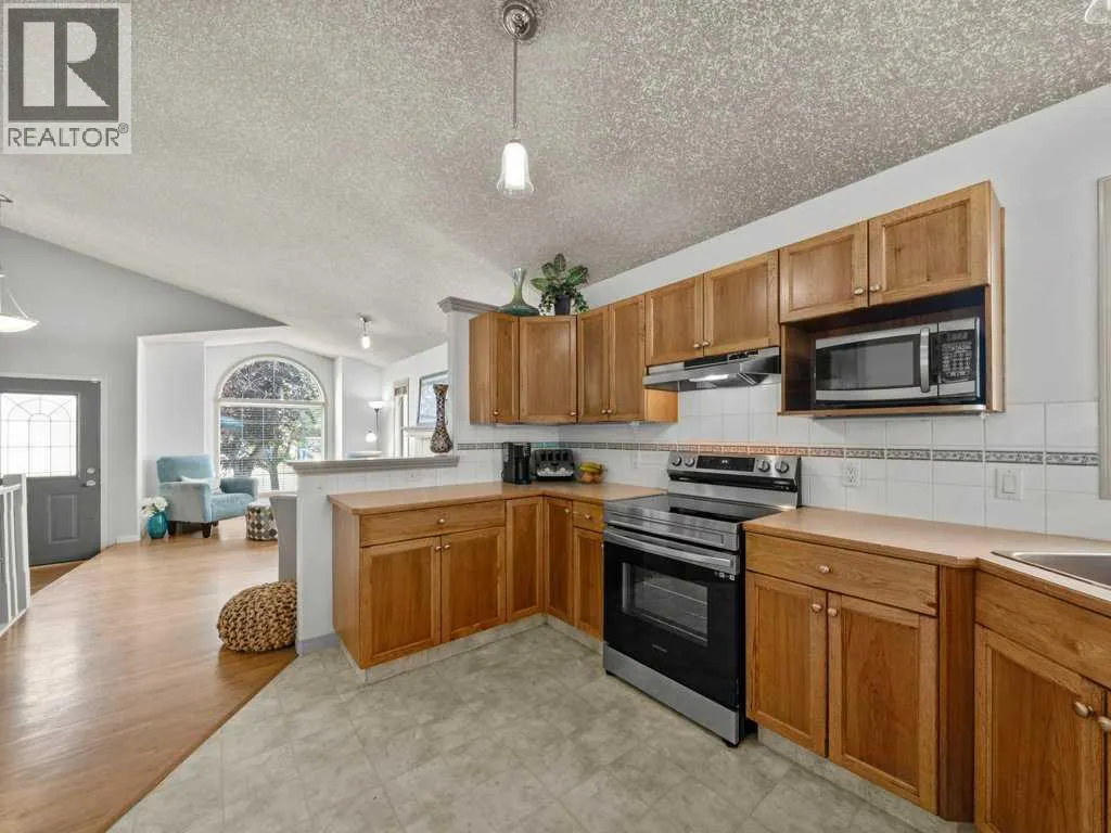 155 West Lakeview Passage