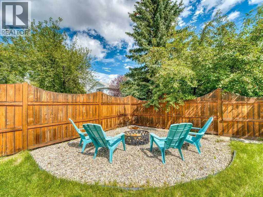 155 West Lakeview Passage