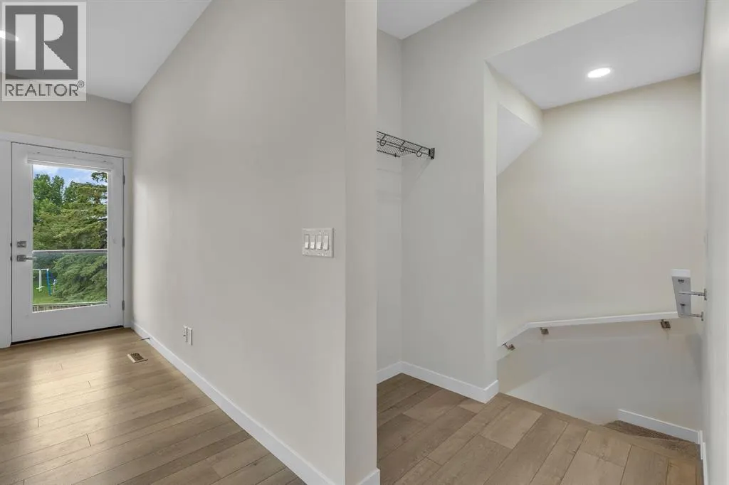 514 Greenbriar Common NW