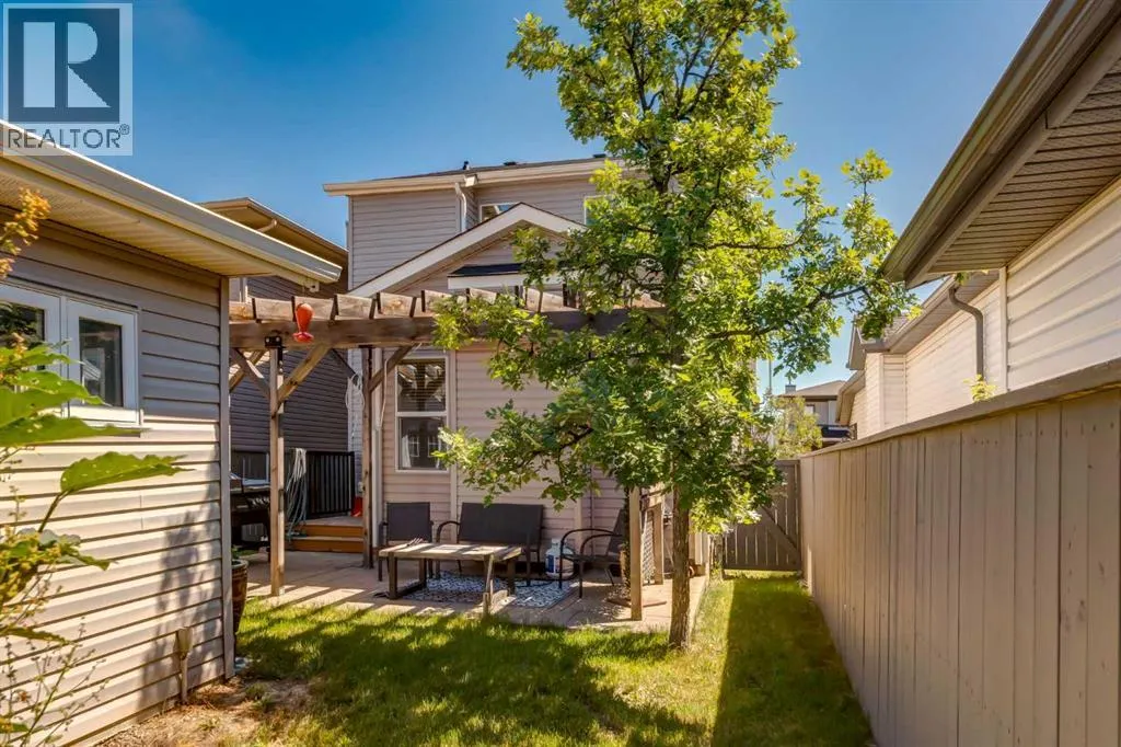 35 Bridlecrest Manor SW