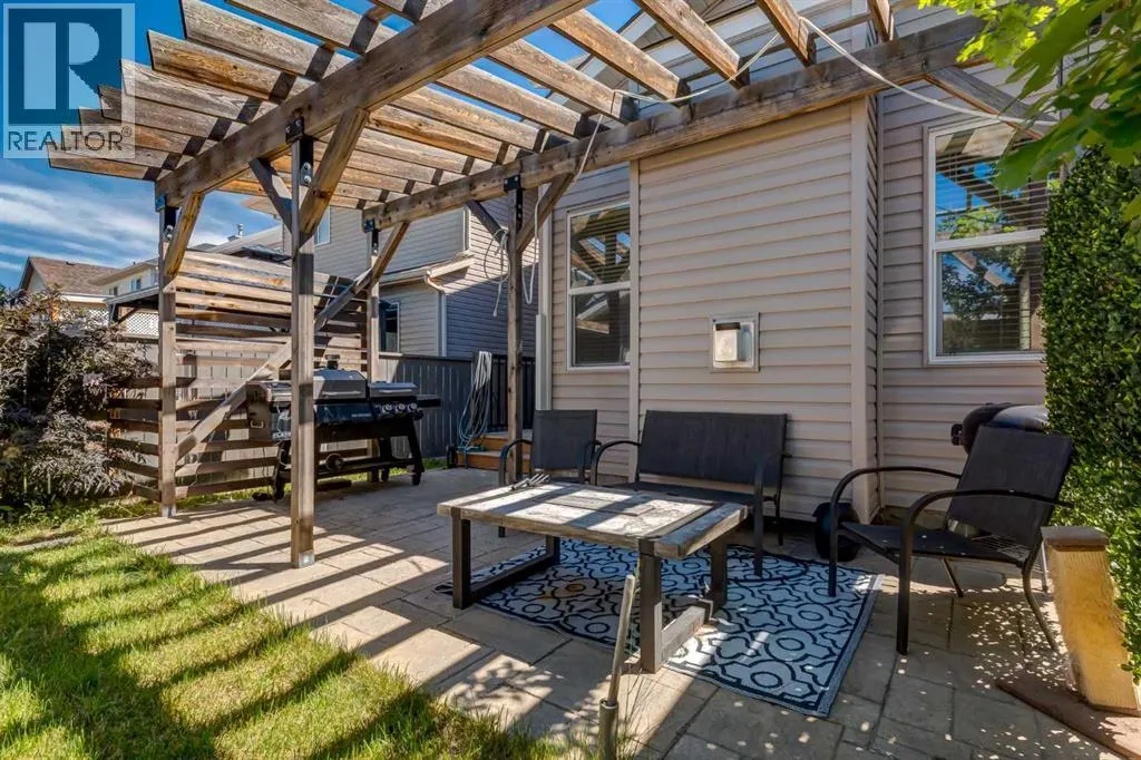35 Bridlecrest Manor SW