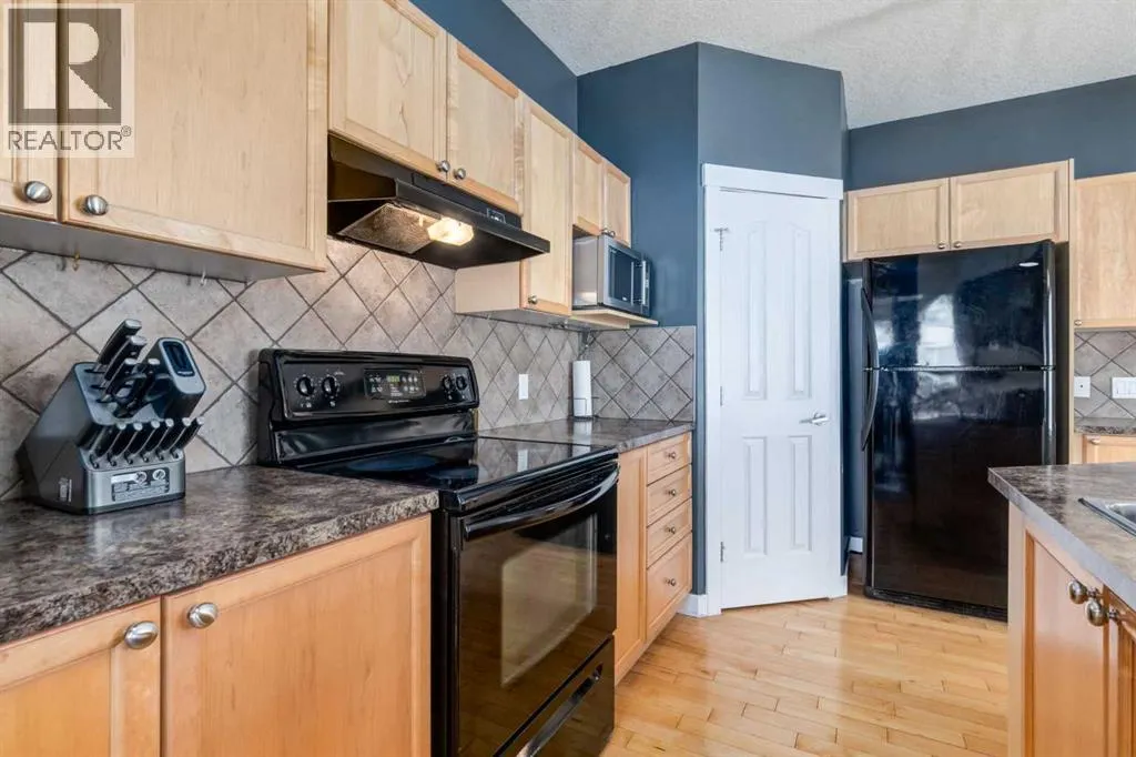 35 Bridlecrest Manor SW