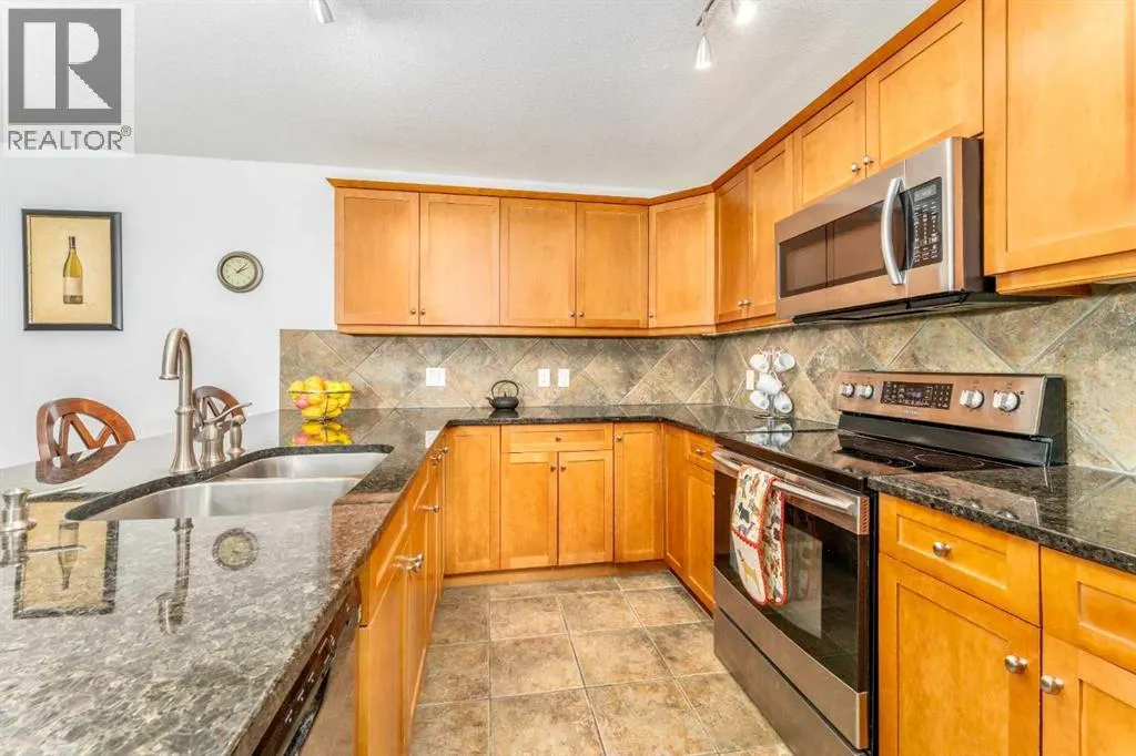 201, 170 Crossbow Place