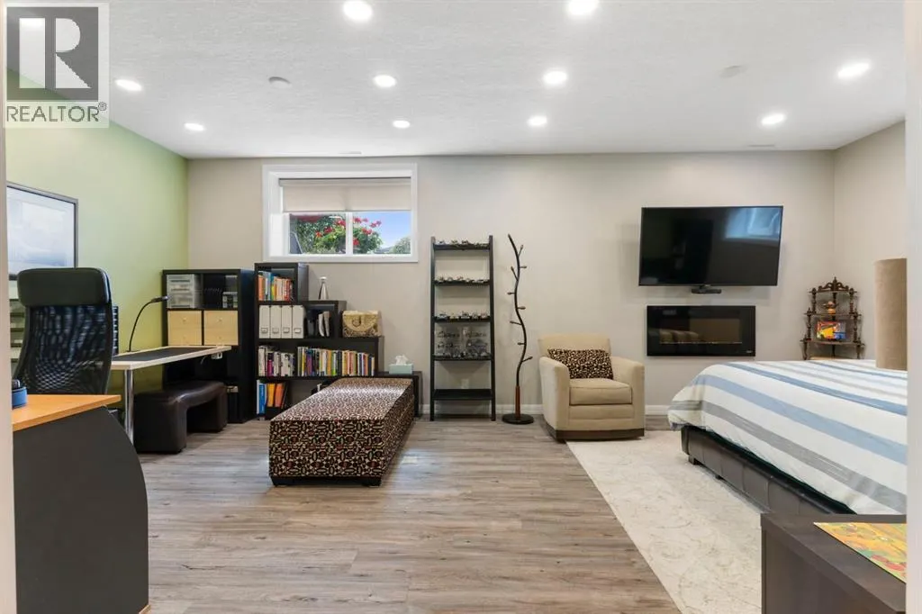 33 Sundown Grove