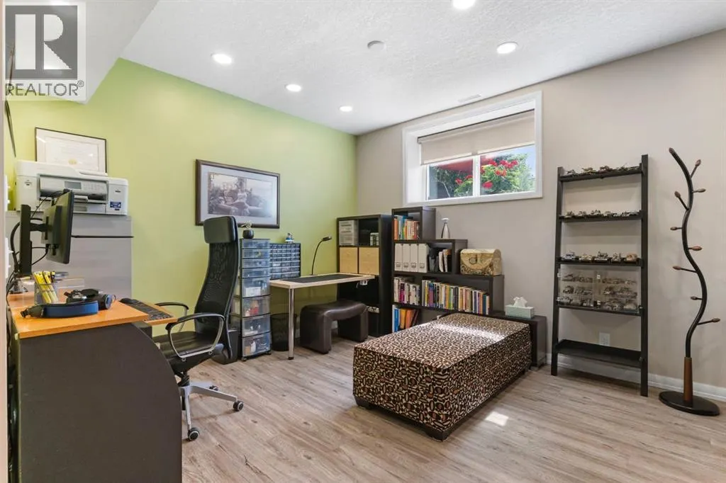 33 Sundown Grove