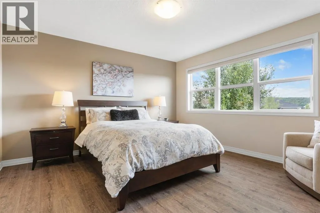 33 Sundown Grove
