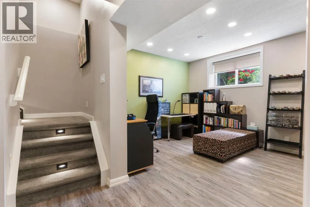 33 Sundown Grove