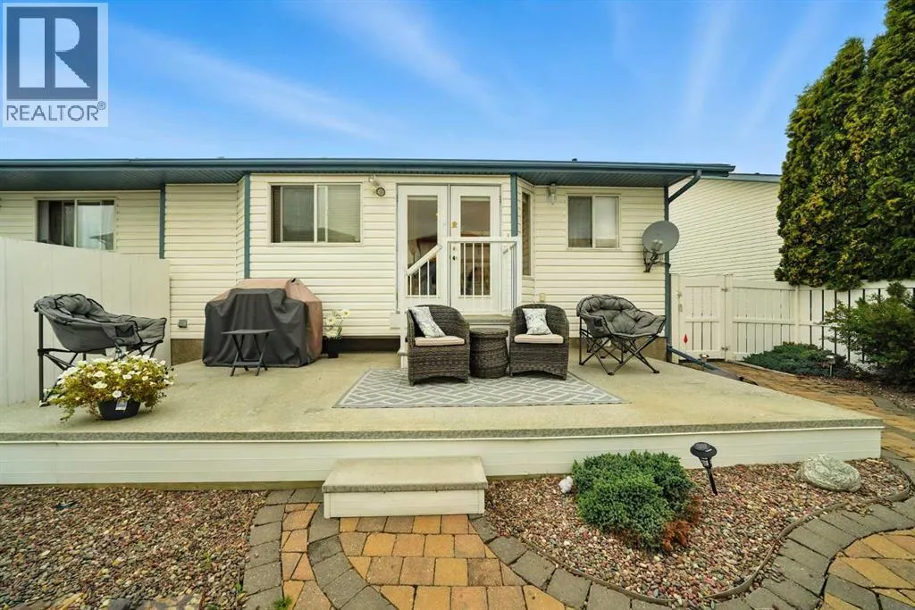 62 Rowell Close