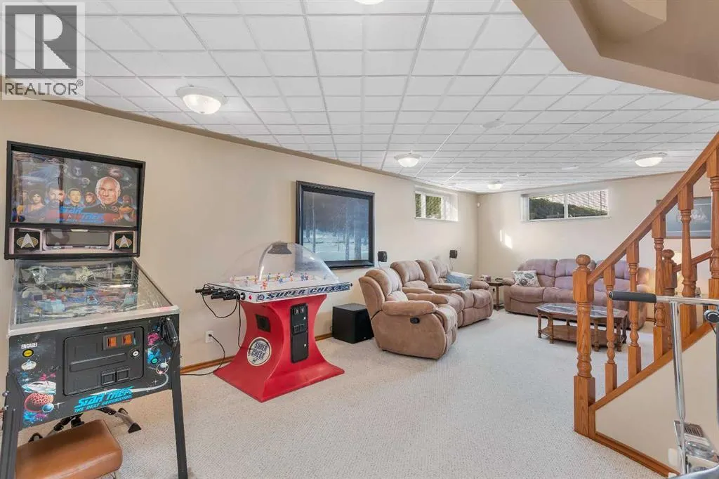 16 Ahlstrom Close