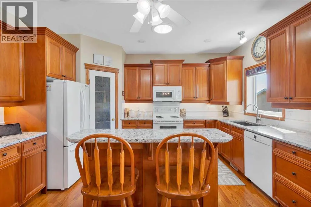 16 Ahlstrom Close