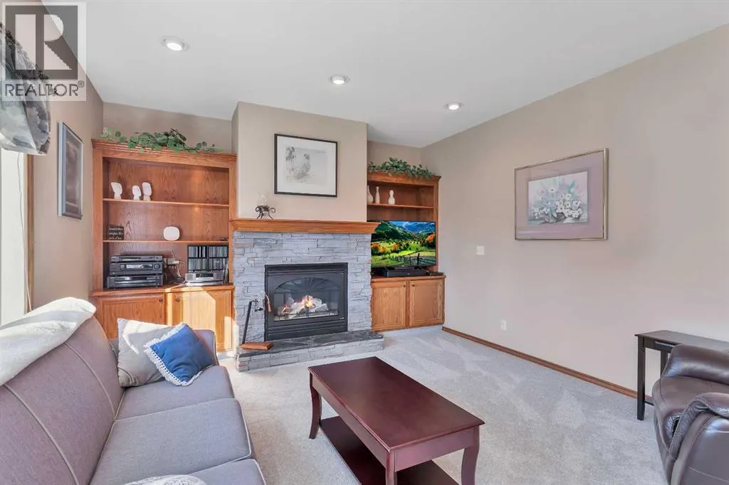 16 Ahlstrom Close