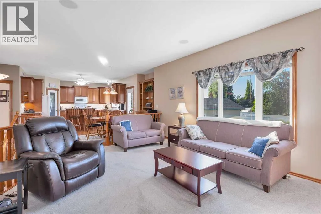 16 Ahlstrom Close