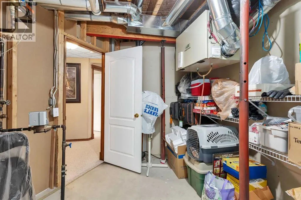 16 Ahlstrom Close
