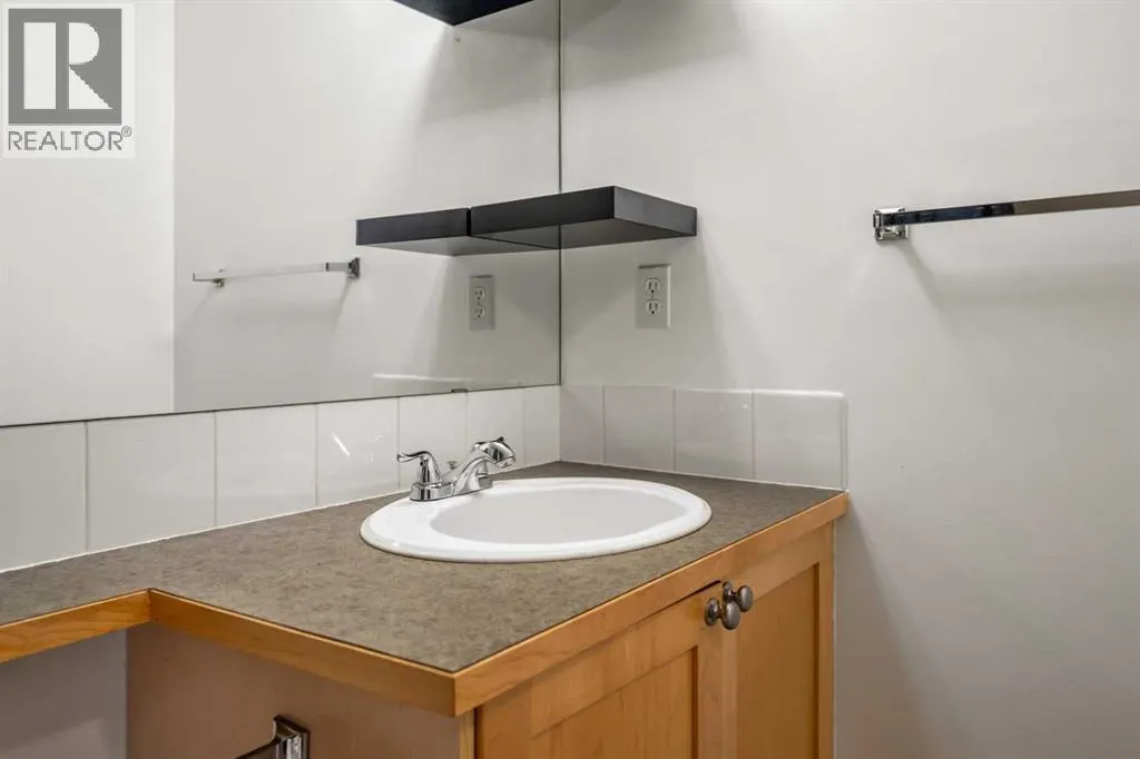 309, 15204 Bannister Road SE