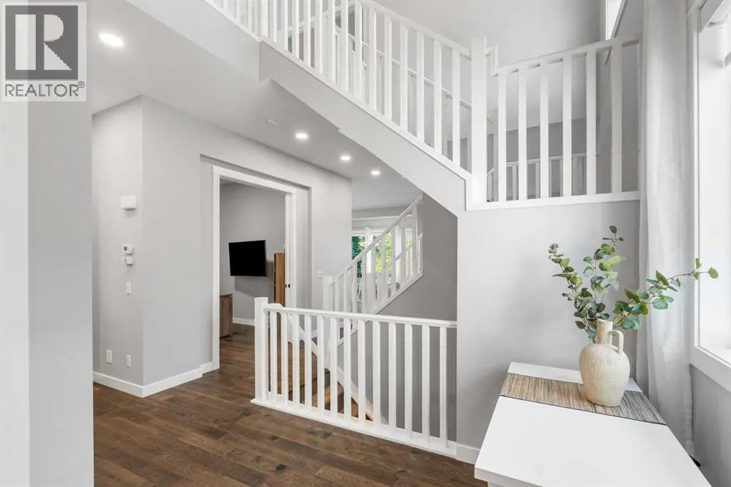 117 West Grove Point SW