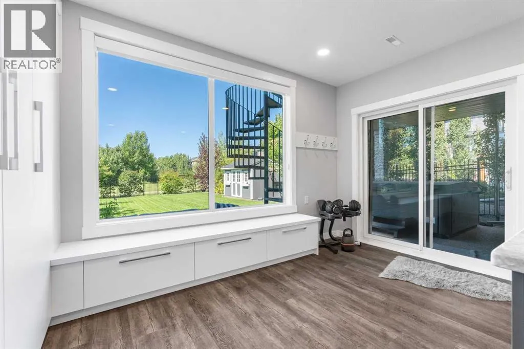117 West Grove Point SW