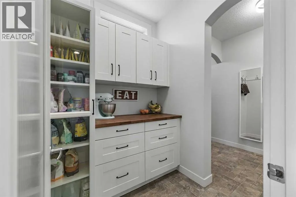 23 Elgin Estates Hill SE