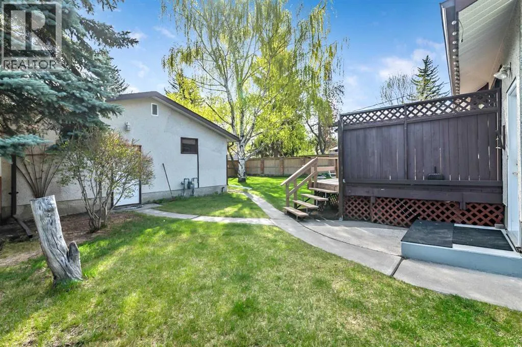 8 Heather Place SW