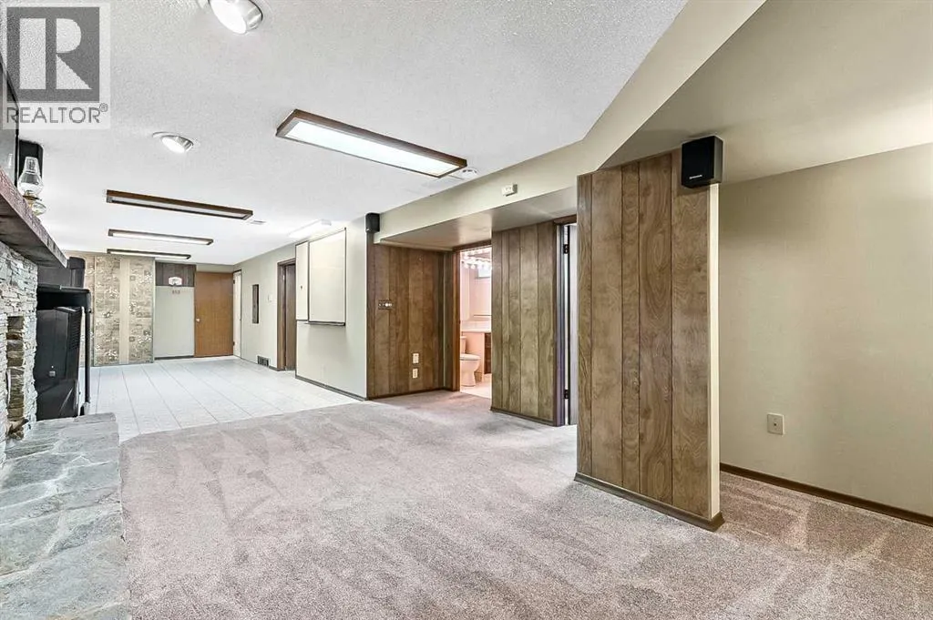 8 Heather Place SW