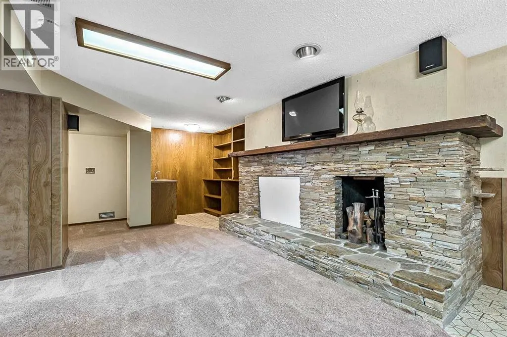 8 Heather Place SW
