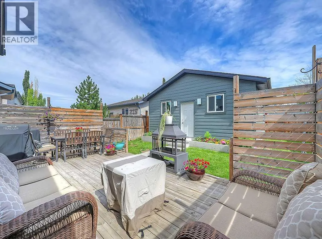 203 Elgin Rise SE