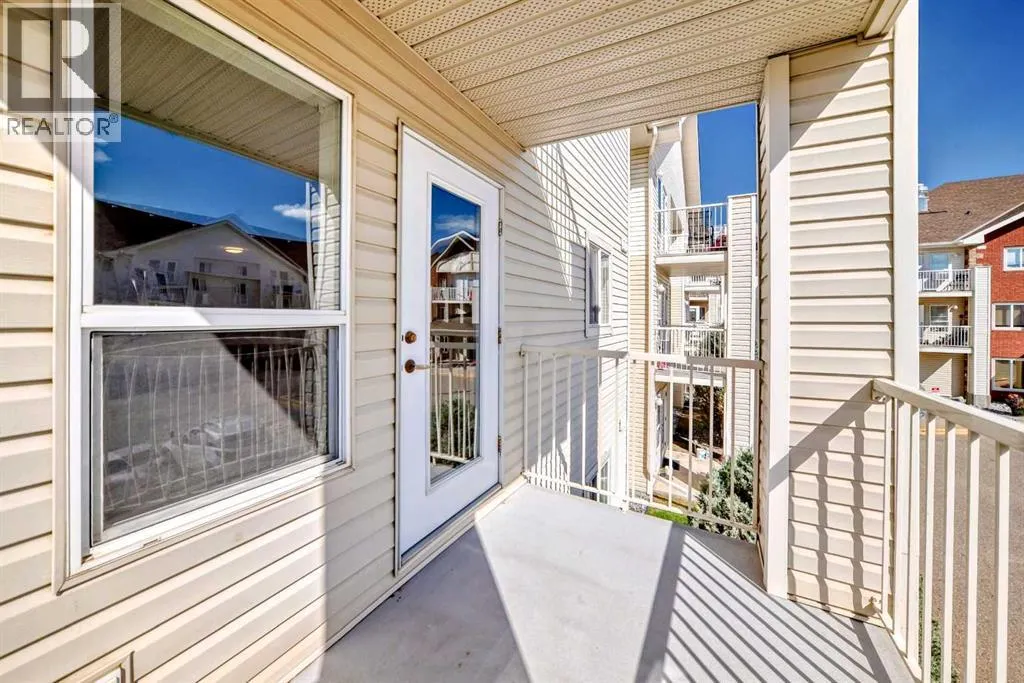 231, 56 Carroll Crescent