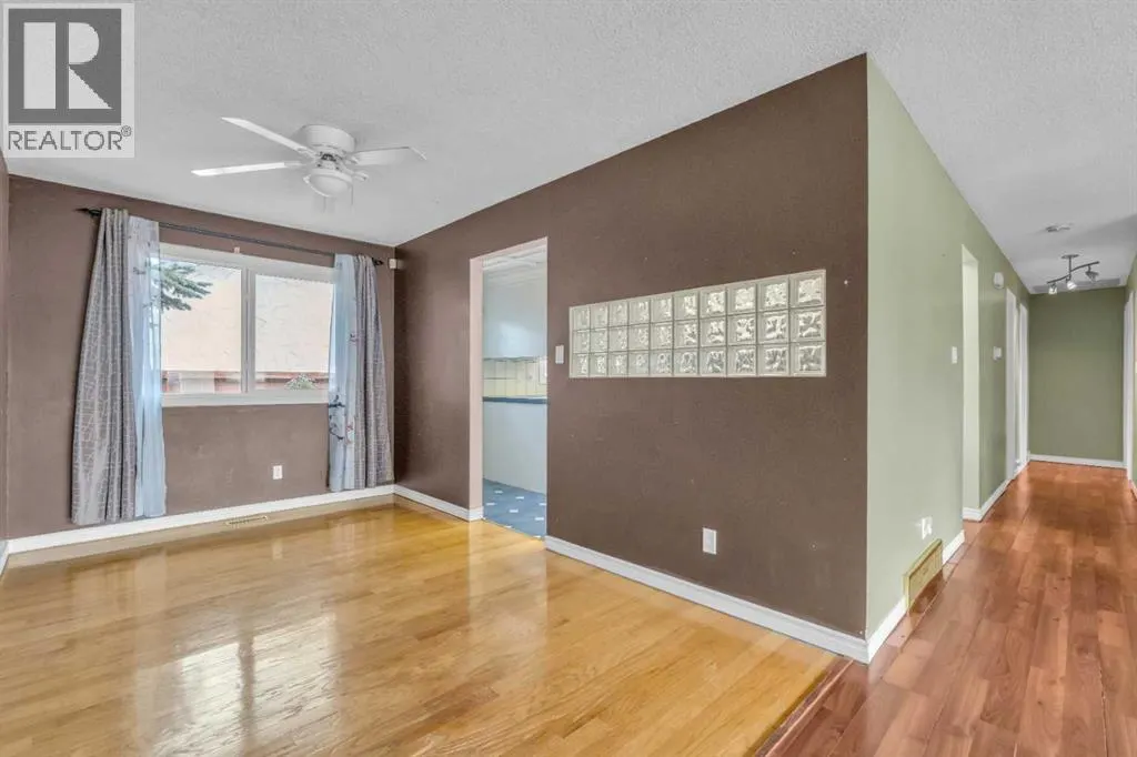 403 Queen Alexandra Way SE