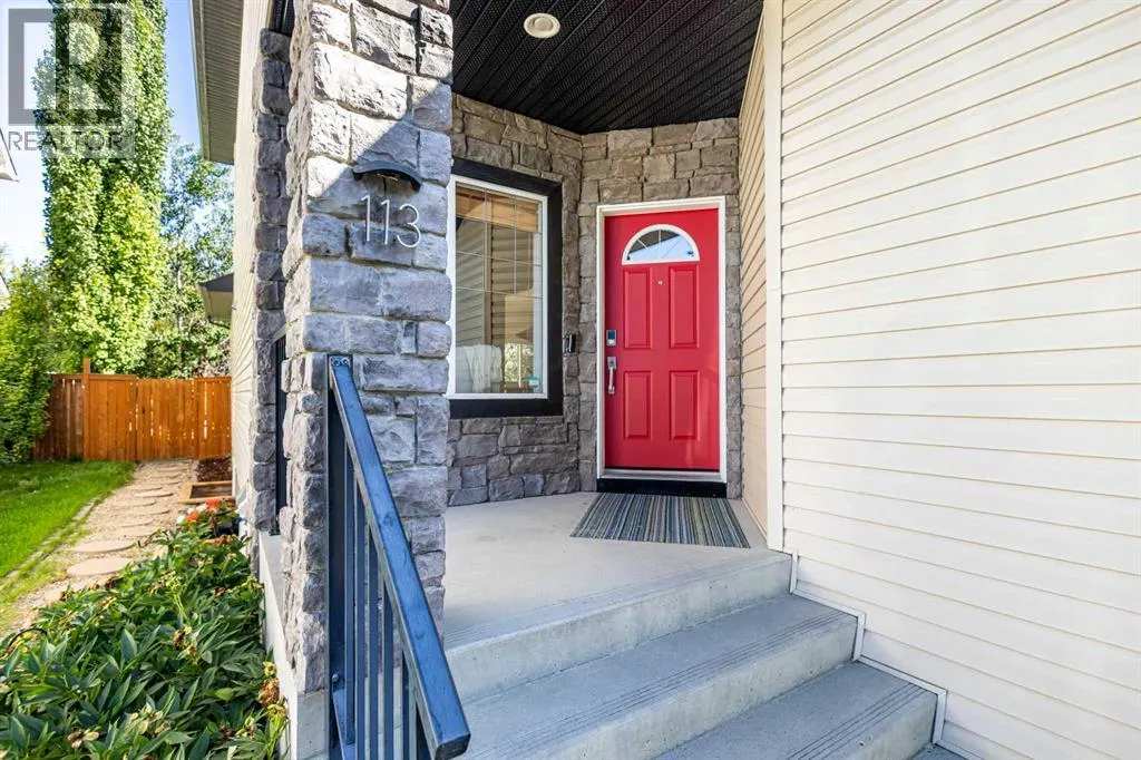 113 Wentworth Close SW